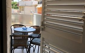 Omis - Private Ensuite Room With Balcony - Hotel Style
